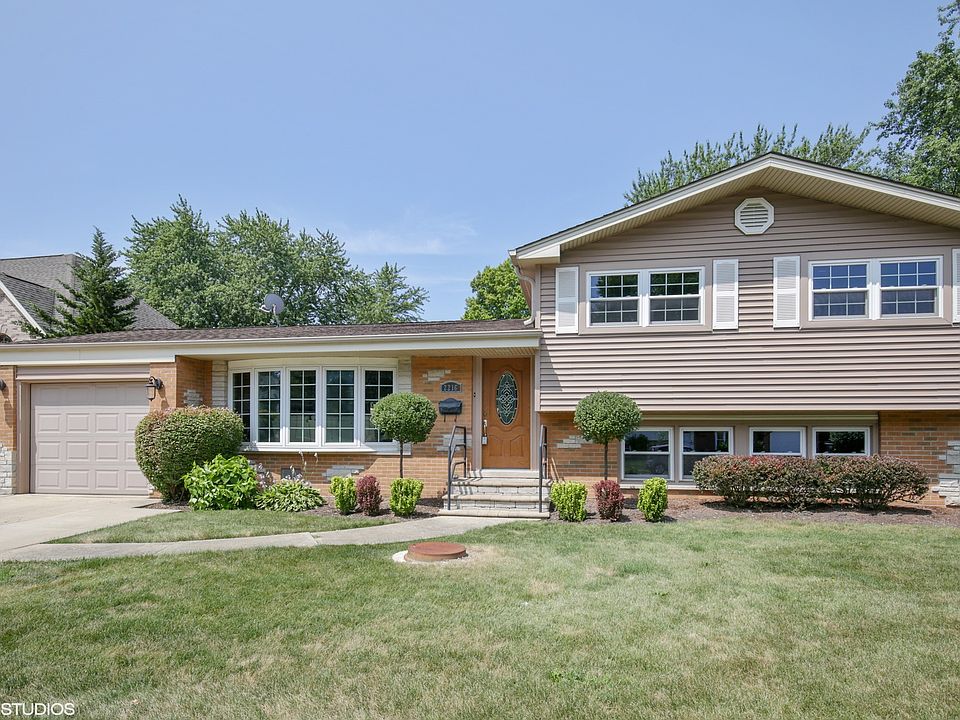 1st image of 2216 N Verde Dr