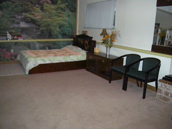 4th image of 12921 126th Avenue Ct E