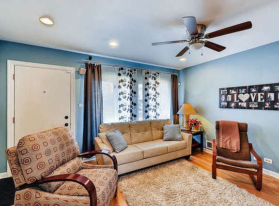 3rd image of 3941 Elmwood Ave