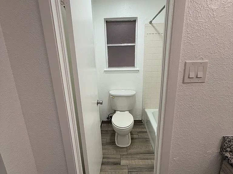225 Zenith Dr #B — Photo 23
