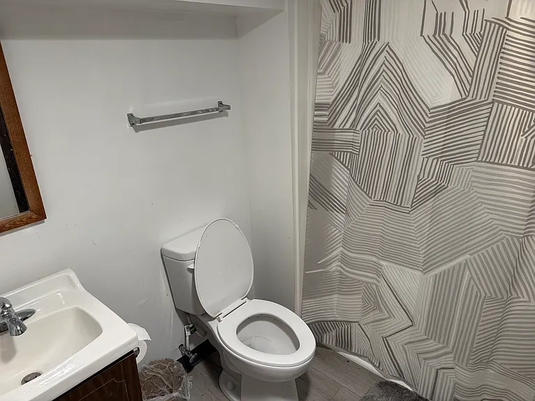 120 Parsons Ave #1 — Photo 1