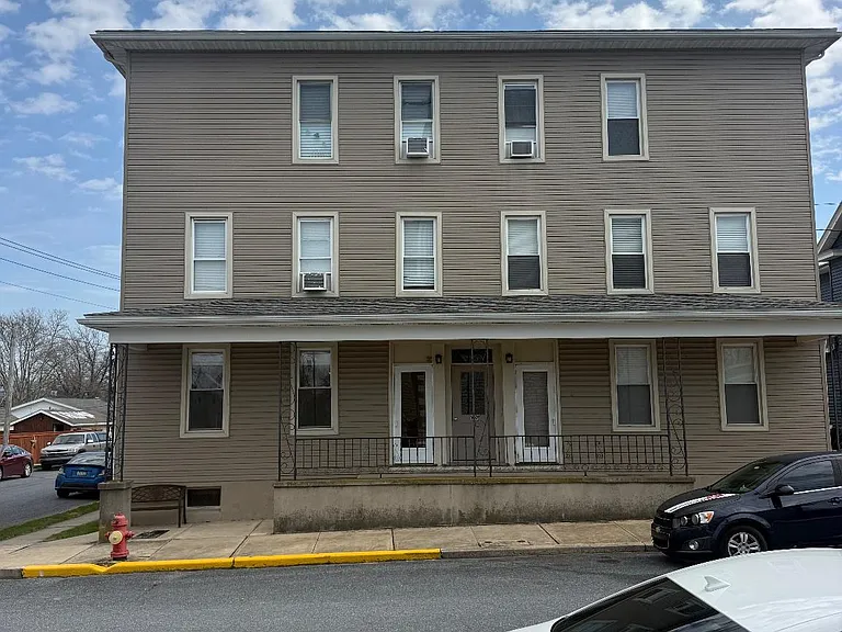 100 S Park St #1S — Photo 6