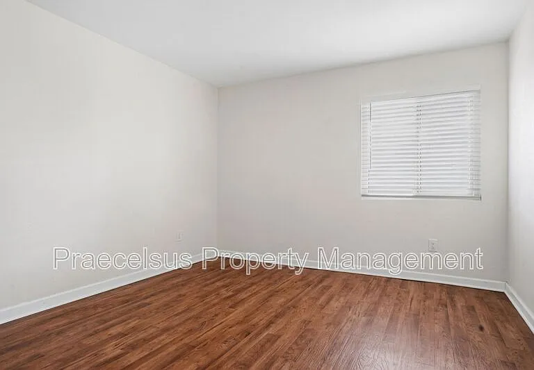 1535 Apache Dr #D — Photo 14