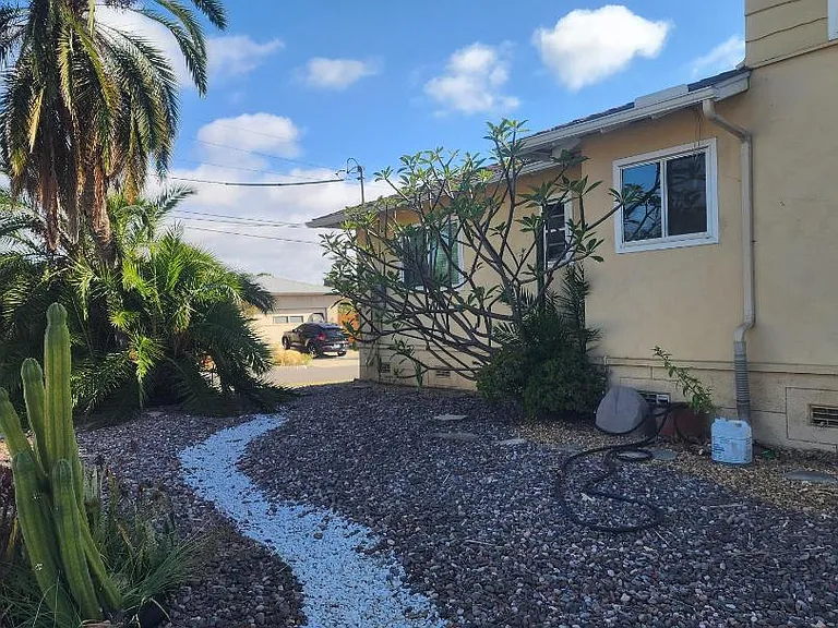 189 Montebello St — Photo 10
