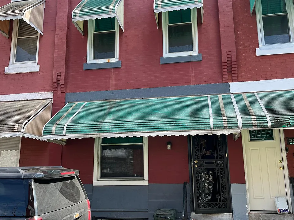 2339 N Gratz St