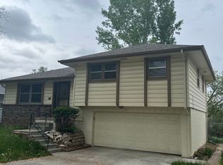 14536 L St, Omaha, NE 68137