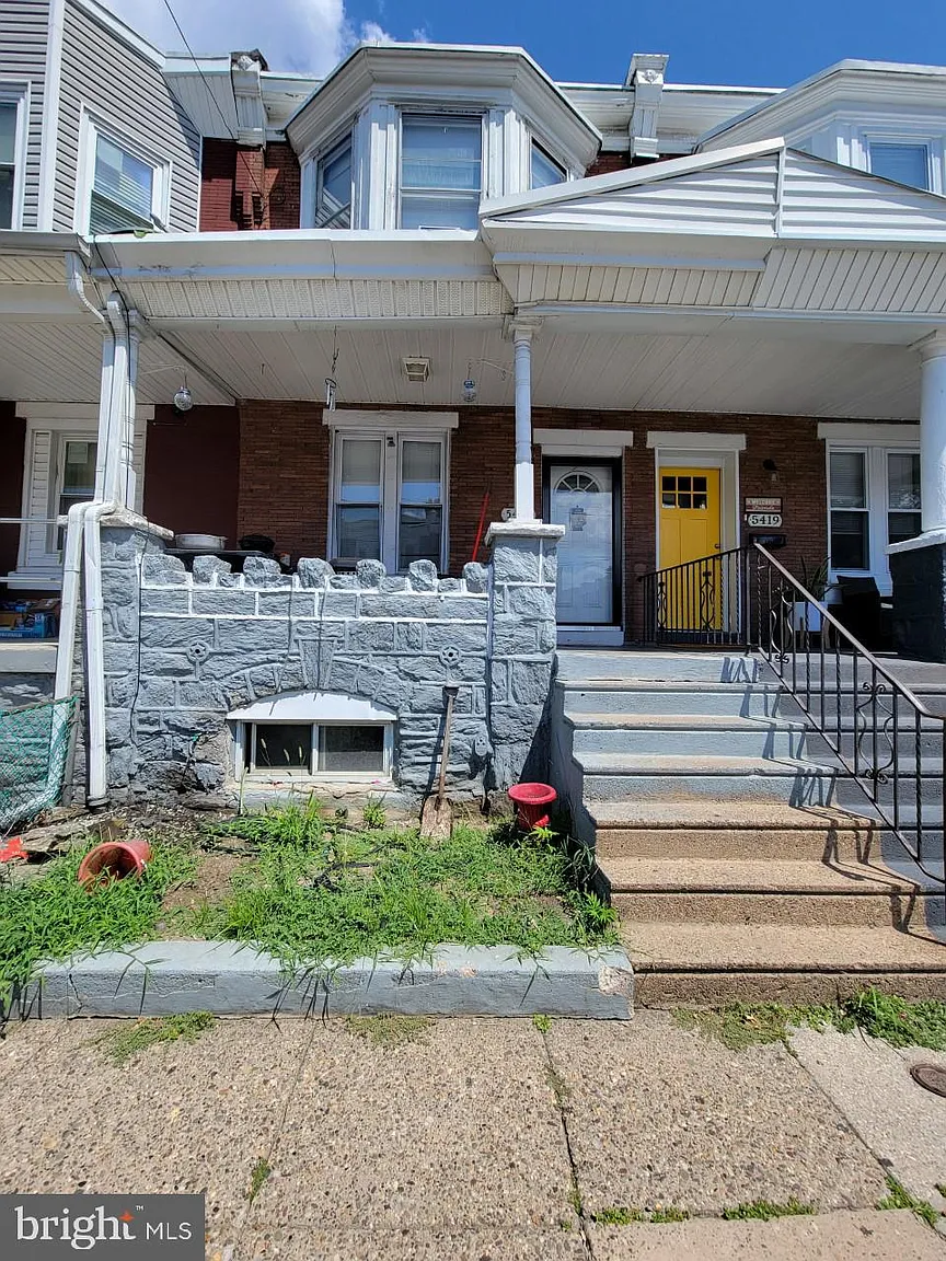 5421 Race St photo 1
