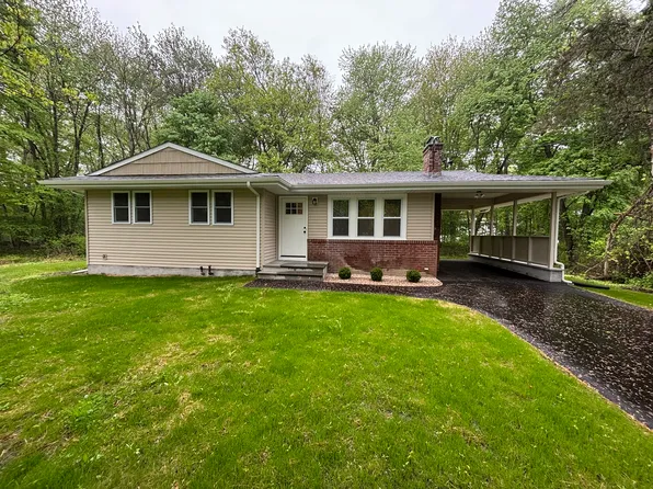 54 Pleasant Ln, Poughkeepsie, NY 12603