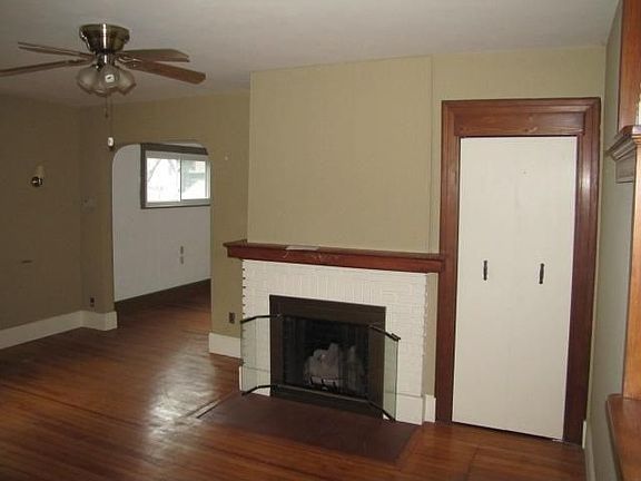 2nd image of 770 Greenlawn Ave