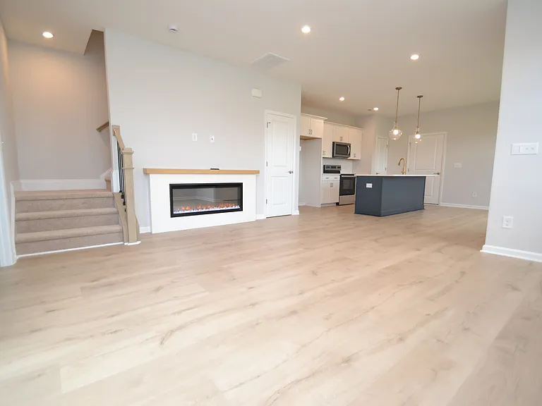 1226 Bessie Ct — Photo 14