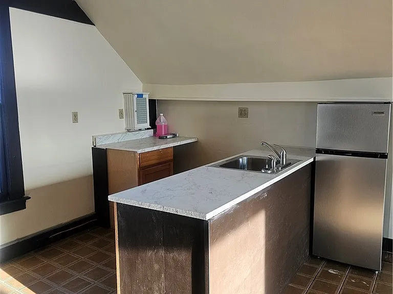 714 Buffalo Ave #5 — Photo 4