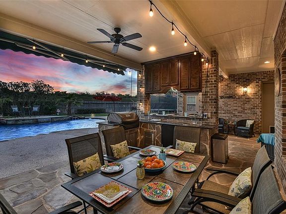 4th image of 8730 Stowe Creek Ln