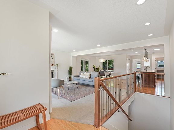 3rd image of 8212 148th St NW