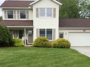 179 Robin St, Apple Creek, OH 44606