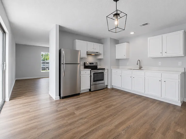 4847 Aspenwood Dr — Photo 8