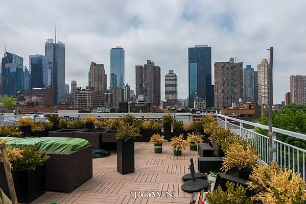 Rented by Town Residential | media 16