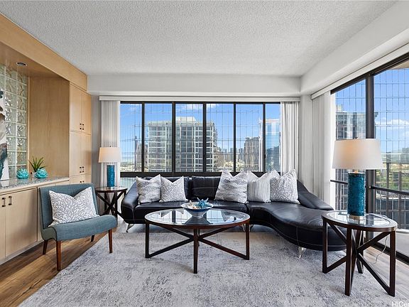 3rd image of 700 Richards St APT 2204