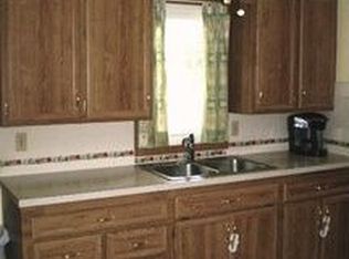 6379 Mandalay Dr, Parma Heights, OH 44130