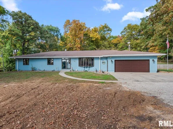 318 Clear Creek Rd, Dawson, IL 62520