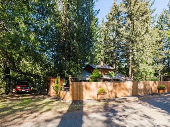 360 Kingsway W, Bremerton, WA 98312