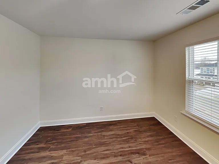 2011 Williamshire Ln — Photo 22