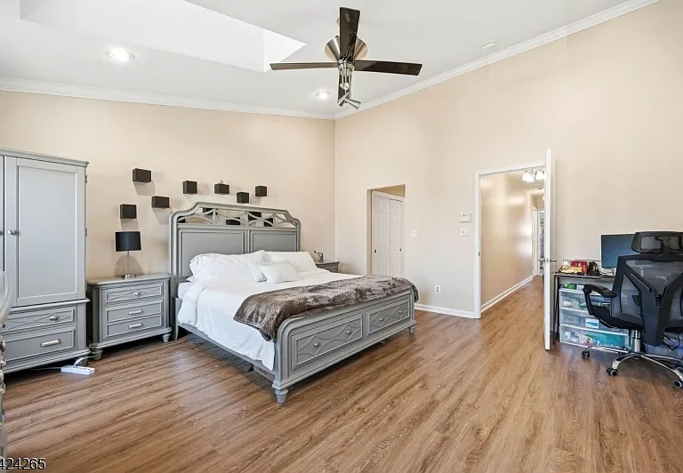 424 Hartford Dr — Photo 27