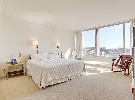 4th image of 2100 St Charles Ave APT 5M