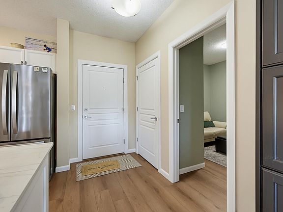 4th image of 160 Magrath Rd NW #328