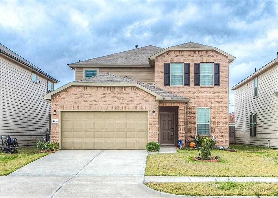 1st image of 2318 Lawn Crest Dr