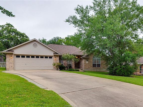 2nd image of 8602 Jade Ct