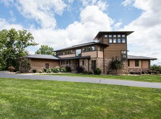 17270 Nash Rd, Middlefield, OH 44062