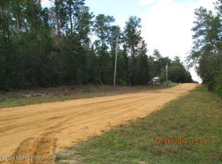 203 Creager Ave, Interlachen, FL 32148