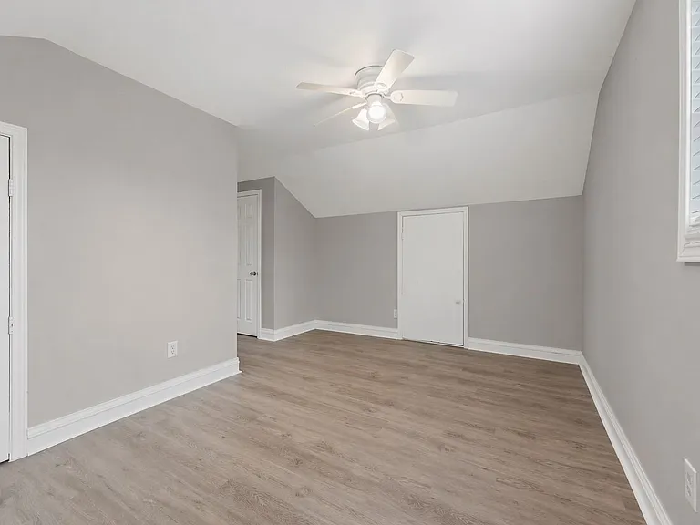 3823 Florinda St — Photo 32