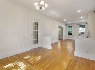 1069 Washington Ave, Pelham, NY 10803