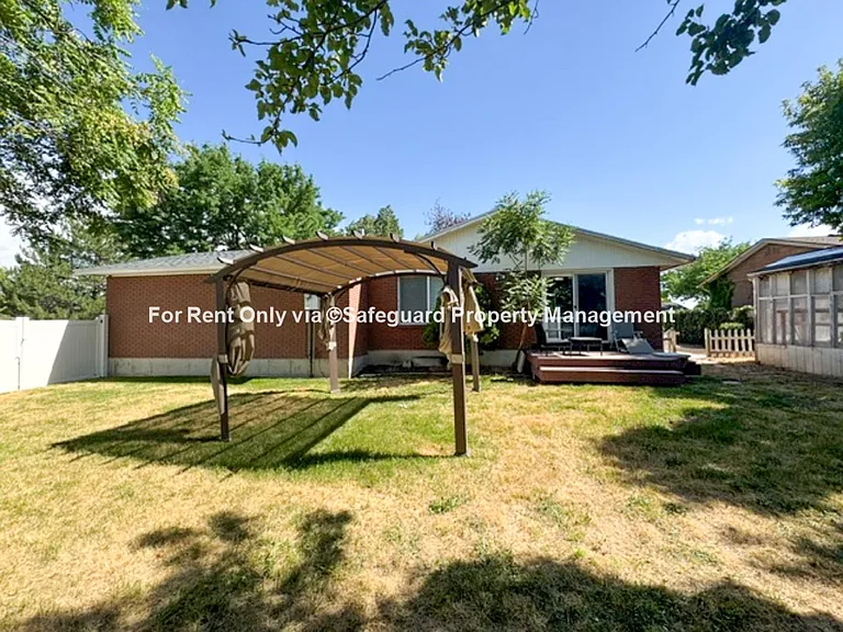 7514 S 2540 W — Photo 28