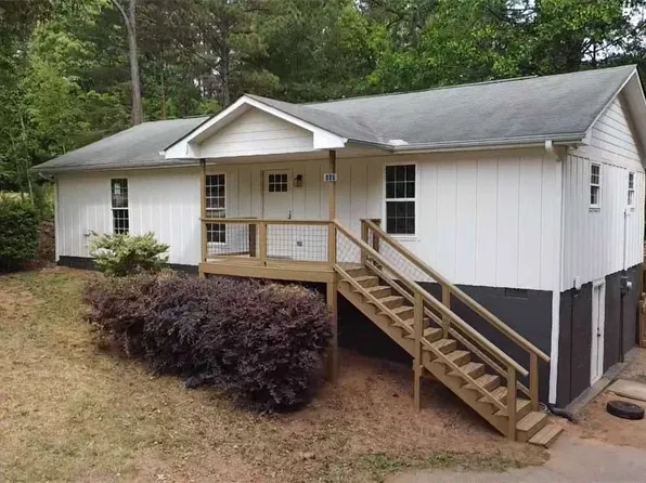 107 Ledbetter Ln, Walhalla, SC 29691