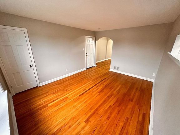3rd image of 4954-56 Kemper Ave #4956A