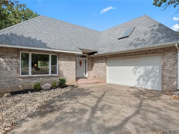 197 Ridgewood Dr, Lake Ozark, MO 65049