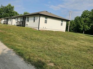 306 Oak St, Freeman, MO 64746