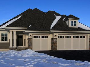 6652 Waterford Ln, Excelsior, MN 55331