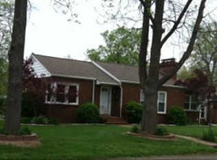 17 E 4th St, Trenton, IL 62293
