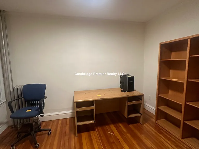 33 Concord Ave #4 — Photo 14