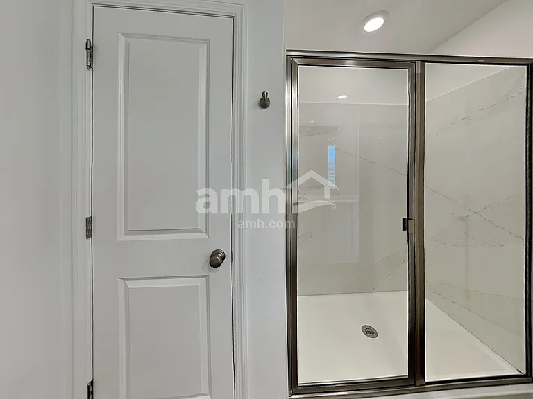 5350 Boulder Creek Cv — Photo 17