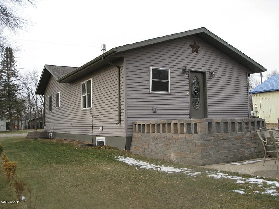1st image of 605 Abercrombie St