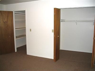 2nd image of 2897 Edgewood St