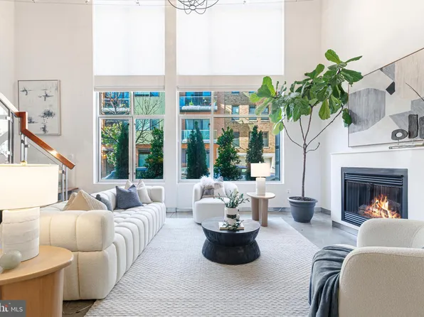 2351 Champlain St NW APT C1, Washington, DC 20009