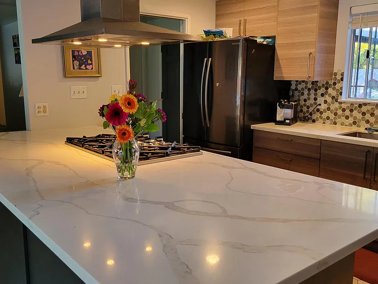 2105 Amador Ave — Photo 8