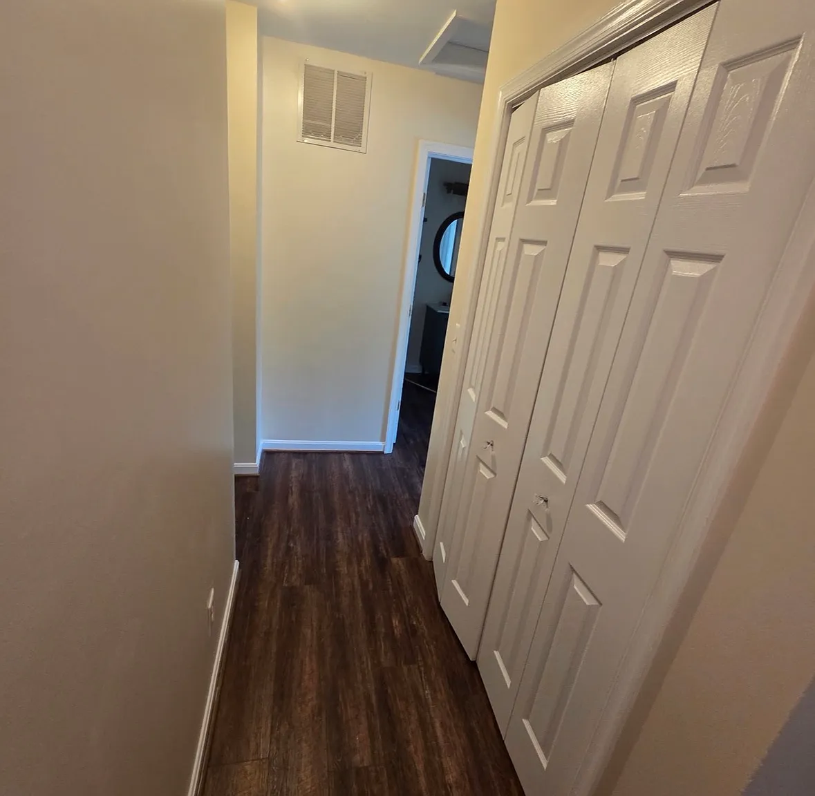 3 bed, 1240 sqft, $2,200 — Photo 4