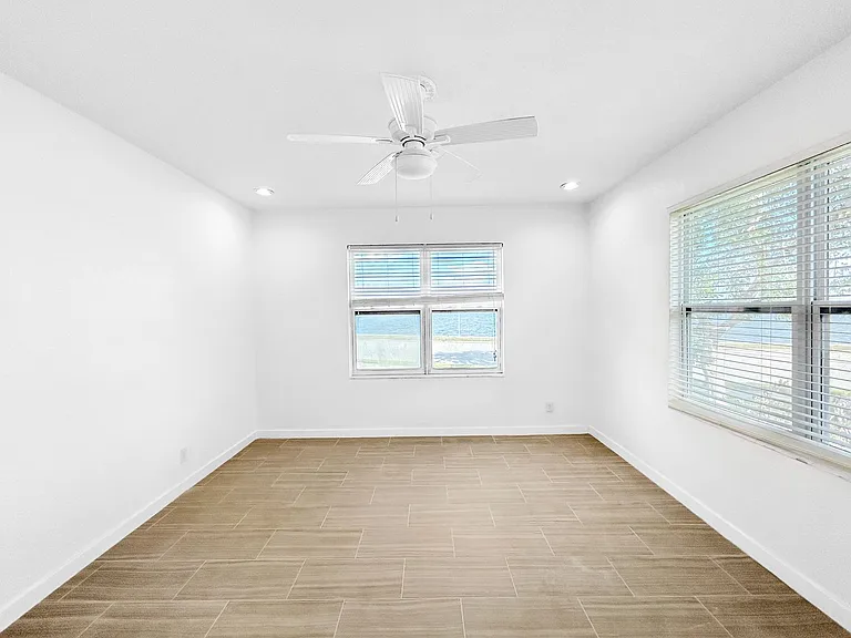 701 S Bermuda Blvd — Photo 5