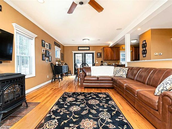 5th image of 6 Creekview Ct